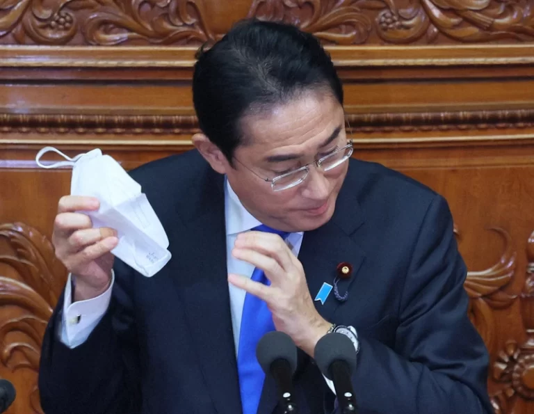 岸田首相